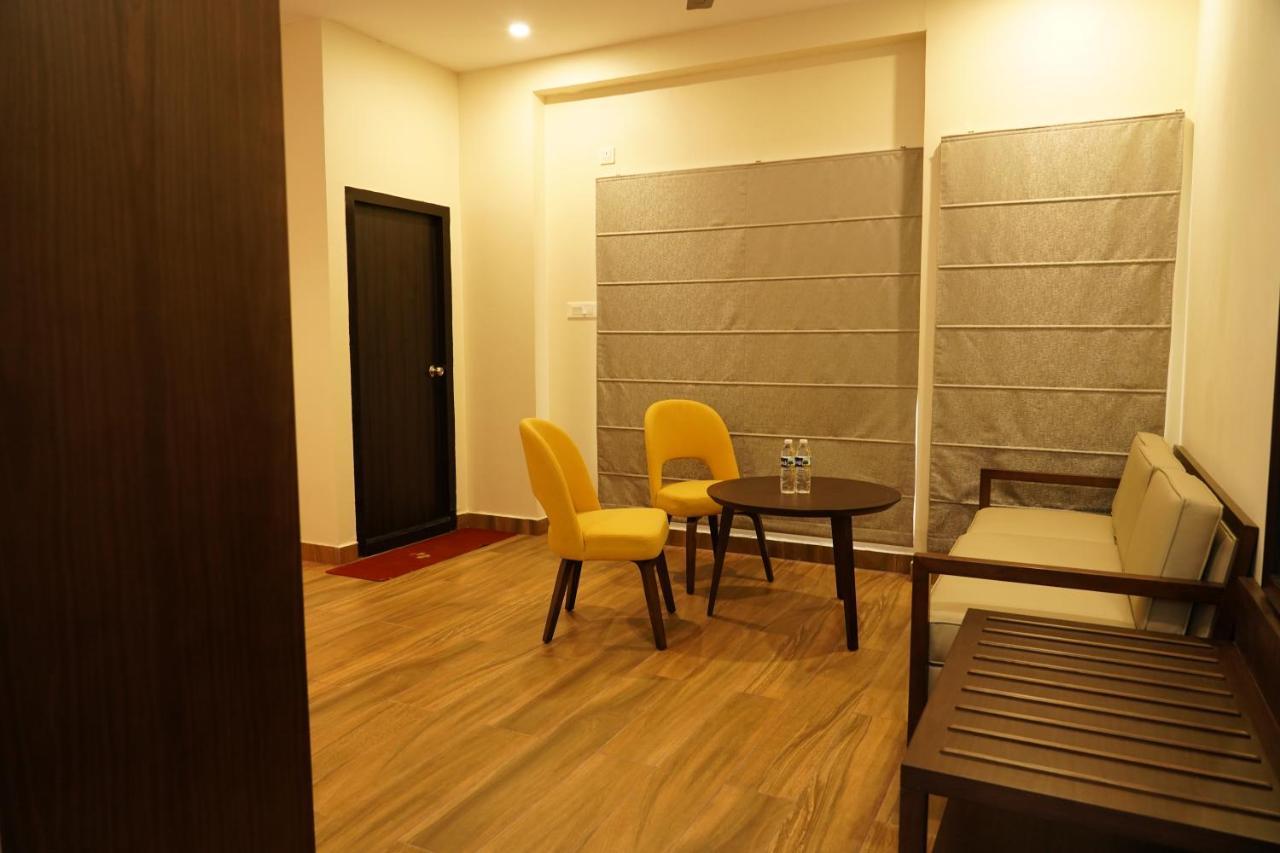 Hotel D Dev Vijayawāda Zewnętrze zdjęcie